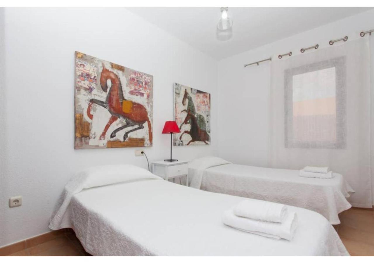 Anahi Homes Corralejo - Villa Brezo 3 ลาโอลีวา ภายนอก รูปภาพ
