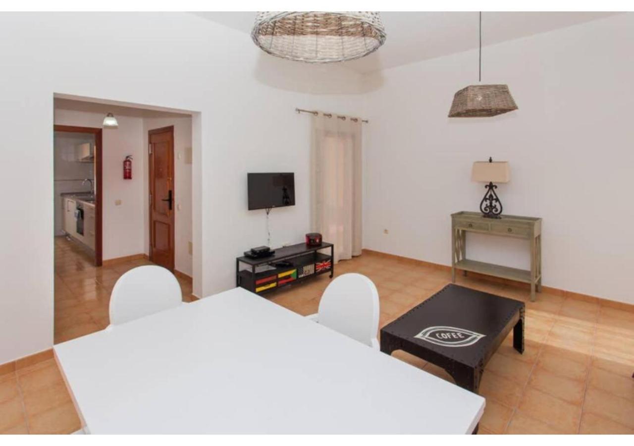 Anahi Homes Corralejo - Villa Brezo 3 ลาโอลีวา ภายนอก รูปภาพ