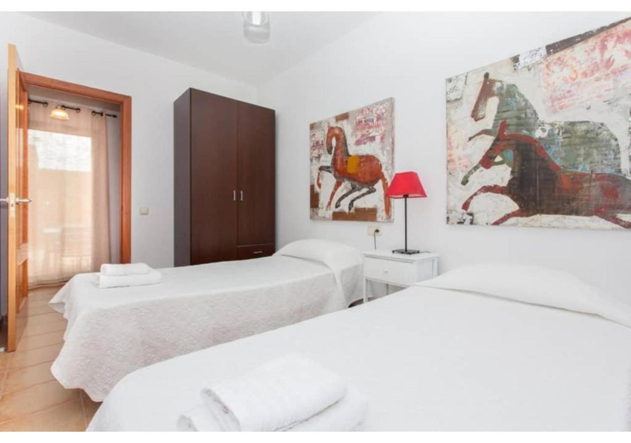 Anahi Homes Corralejo - Villa Brezo 3 ลาโอลีวา ภายนอก รูปภาพ