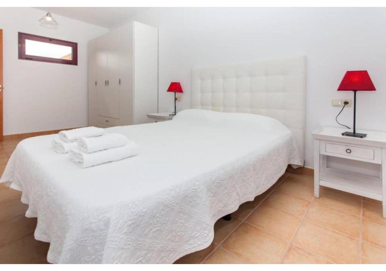 Anahi Homes Corralejo - Villa Brezo 3 ลาโอลีวา ภายนอก รูปภาพ
