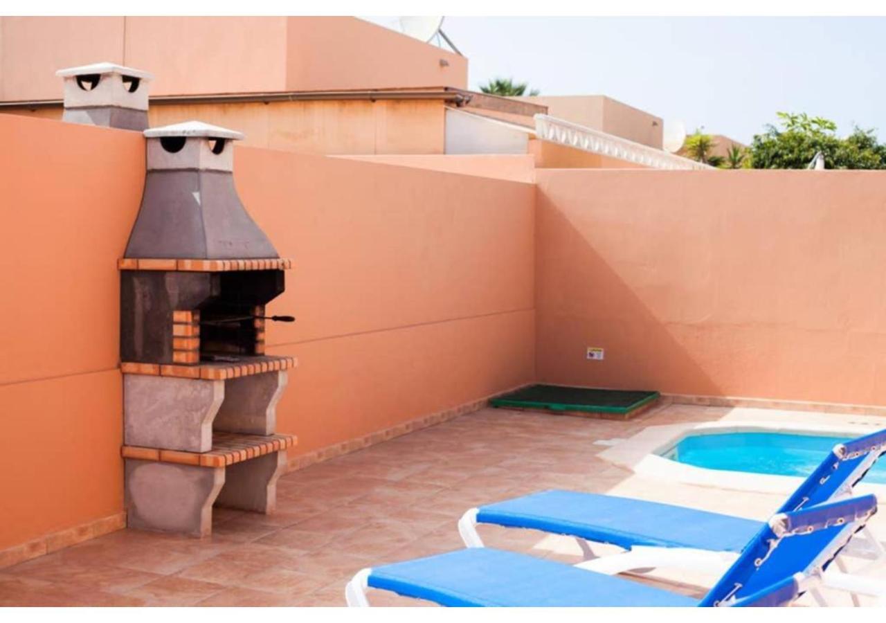 Anahi Homes Corralejo - Villa Brezo 3 ลาโอลีวา ภายนอก รูปภาพ